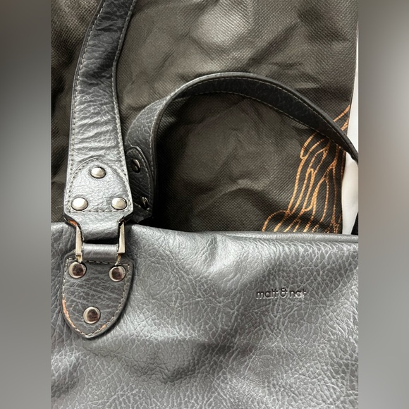 Vintage Matt & Nat, vegan leather, bag - Picture 3 of 5